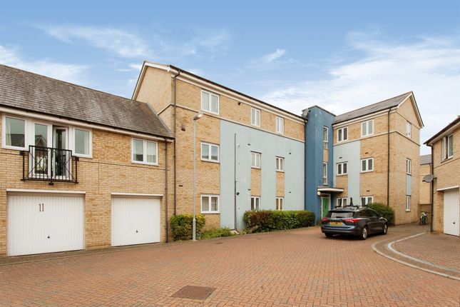 Flat for sale in Chambers Drive, Cambridge