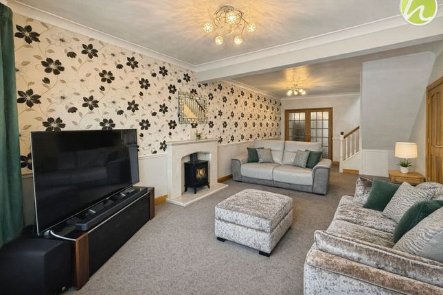 27 Lampits Lane, Stanford-Le-Hope photo 2