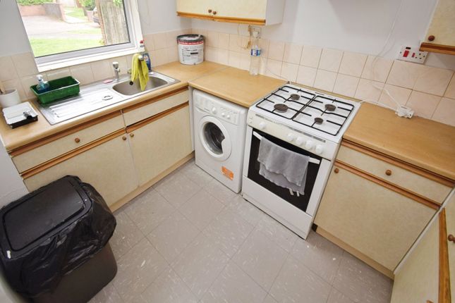 44, Stowe Place, Coventry photo 2