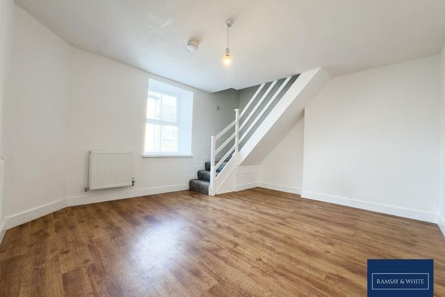 8, Mary Street, Aberdare photo 2
