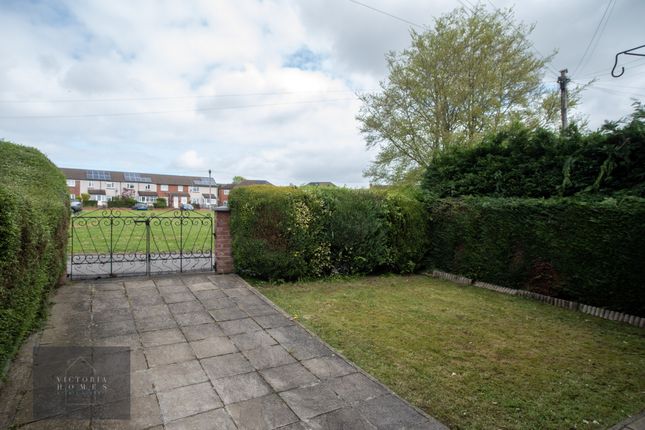 53, Old Barn Way, Abergavenny photo 3