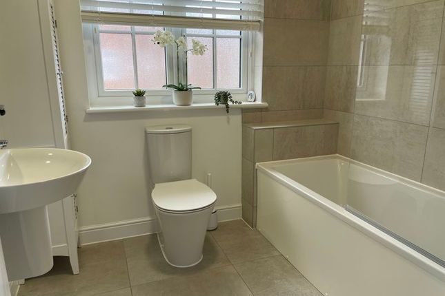88, Dexter Way, Winscombe photo 3