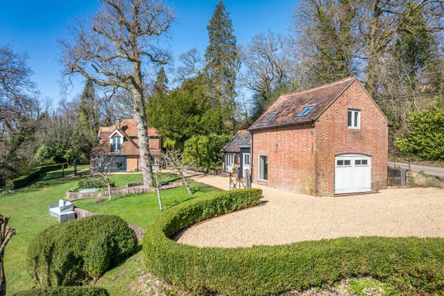 Copyhold Lane, Haslemere photo 5