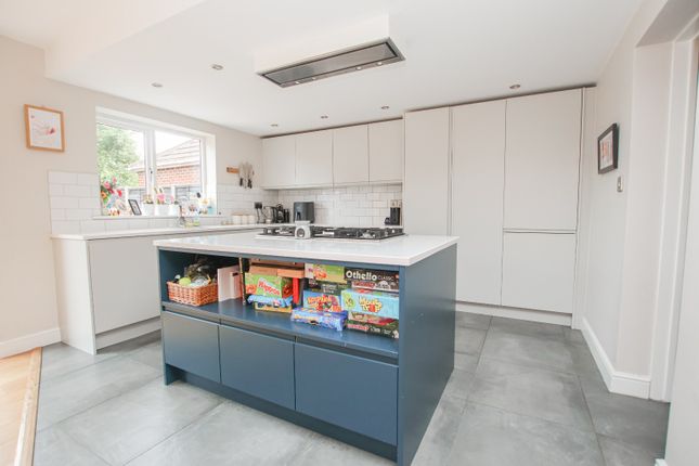 93 Yarborough Crescent, Lincoln, Lincolnshire photo 4
