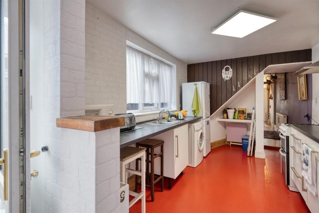 17, Gilbey Road, Grimsby photo 4