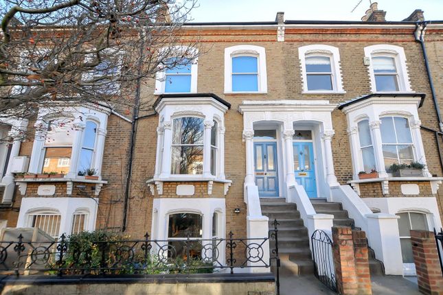 Thumbnail Terraced house for sale in Dynevor Road, London