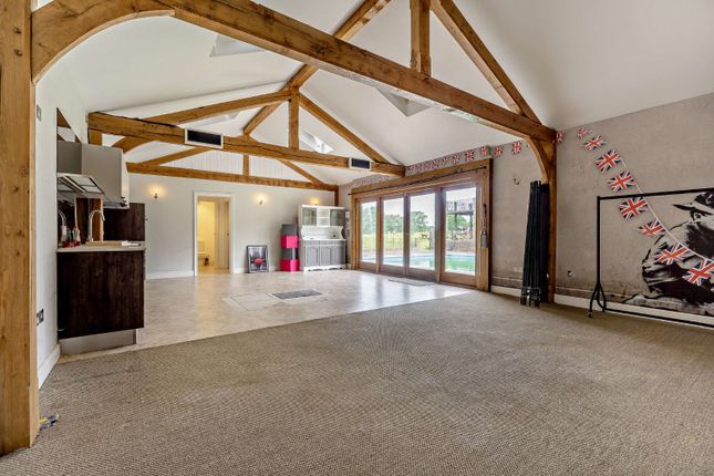 Pool/Games Room