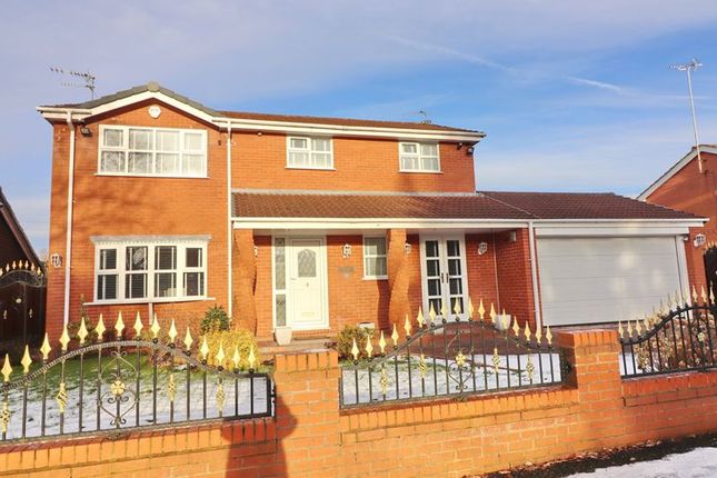 Thumbnail Detached house for sale in Drywood Avenue, Worsley, Manchester