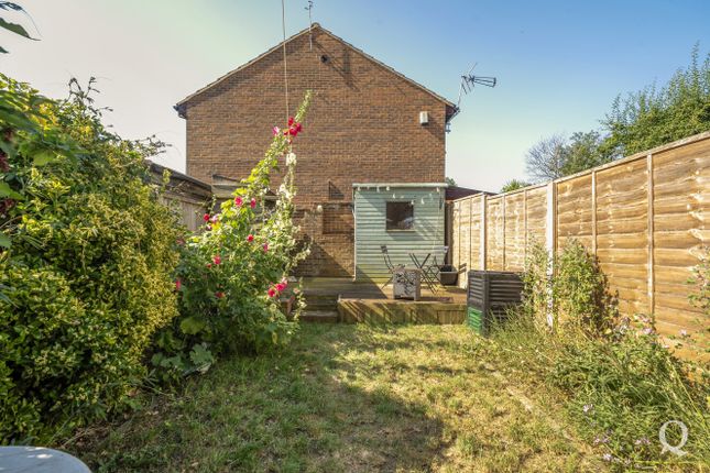 32, Ivory Close, Kent photo 4