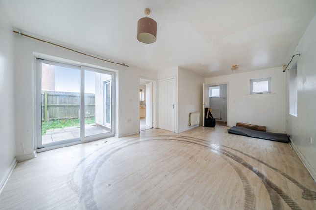 21, Kenninghall View, Sheffield photo 3