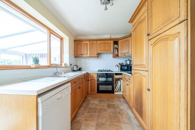 14, Redgate Avenue, Tenbury Wells photo 3