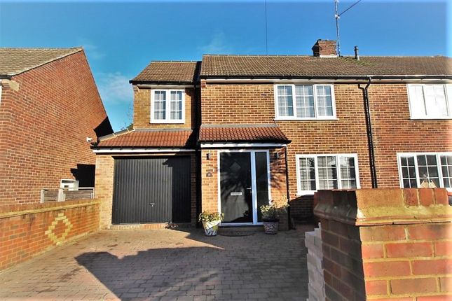 Thumbnail Semi-detached house for sale in Rosedale Crescent, Earley, Reading