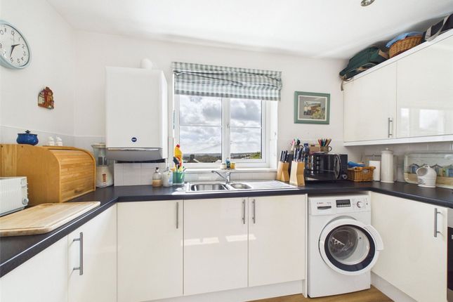 7 Routley Court Higher Lux Street, Liskeard photo 3