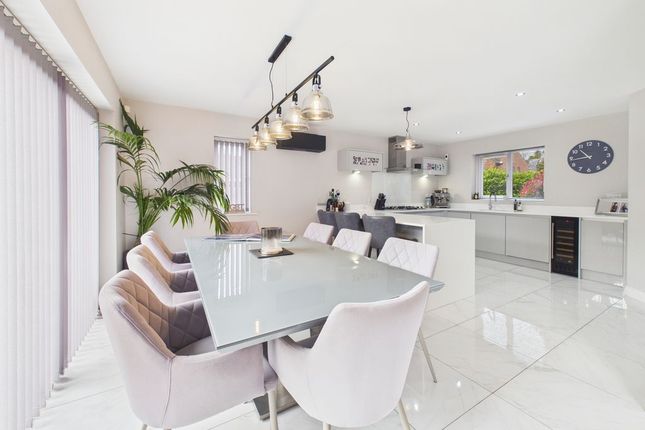 Avocet House, 5a The Coachings, Cliff Road, Hessle photo 4
