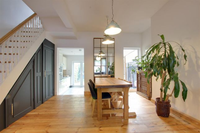 13, Seaford Road, Enfield photo 2