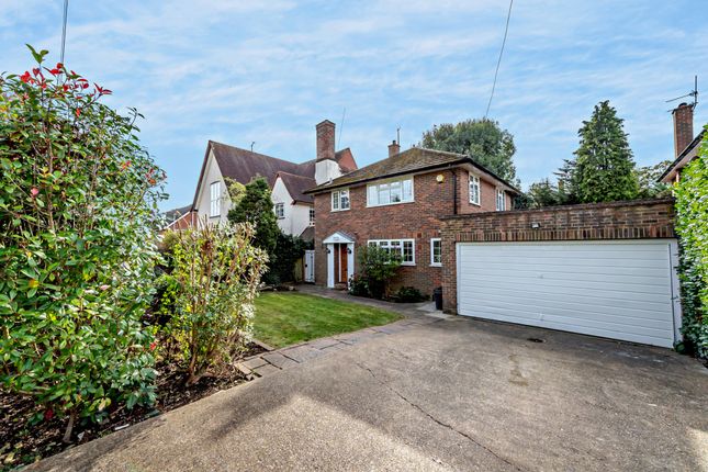 Thumbnail Detached house for sale in The Avenue, Northwood
