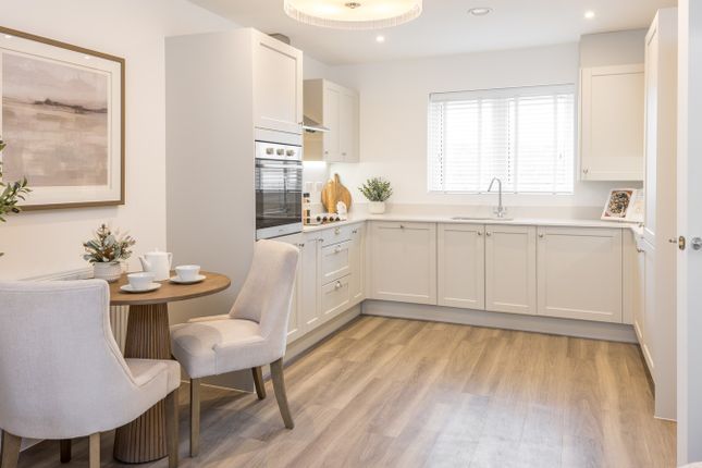 56, Worting Park Avenue, Off Worting Road, Basingstoke, Rg23 8Fa photo 3