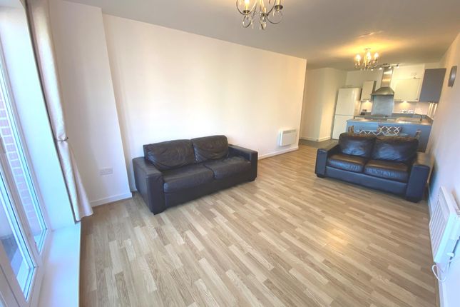 75, Aspects Court, Slough photo 3