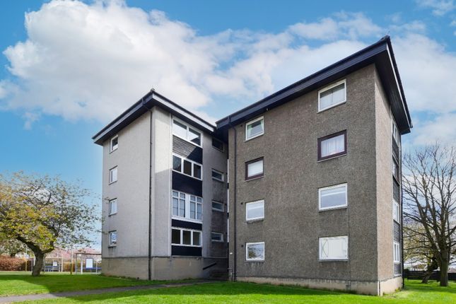 Thumbnail Flat to rent in Carlochie Place, East End, Dundee