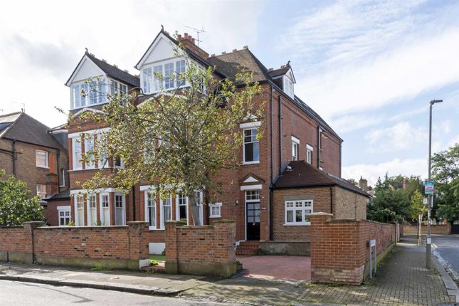 Thumbnail Flat to rent in Hamilton House, 8-10 Malbrook Road, Putney