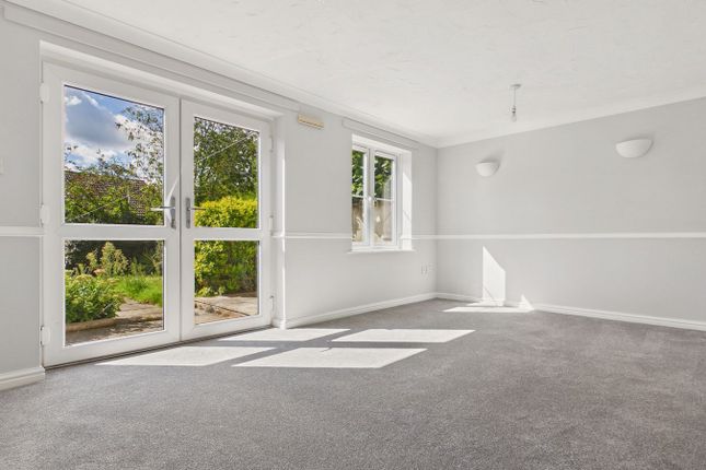 3, Manor Road, Stoke Ferry photo 3