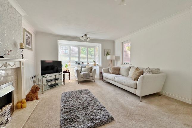 11, Skye Close, Portsmouth photo 5