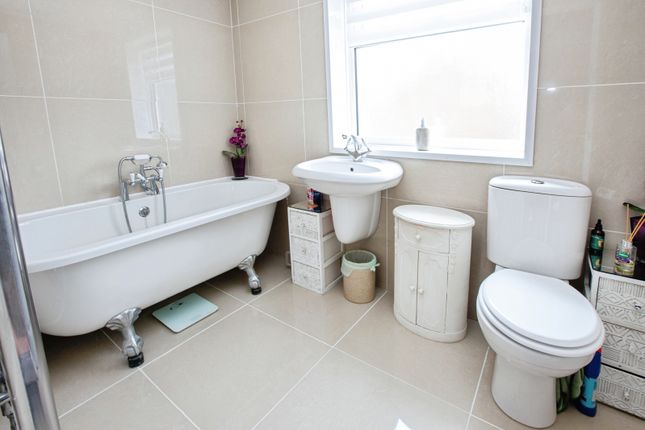 21, Greenway, Nottinghamshire photo 4