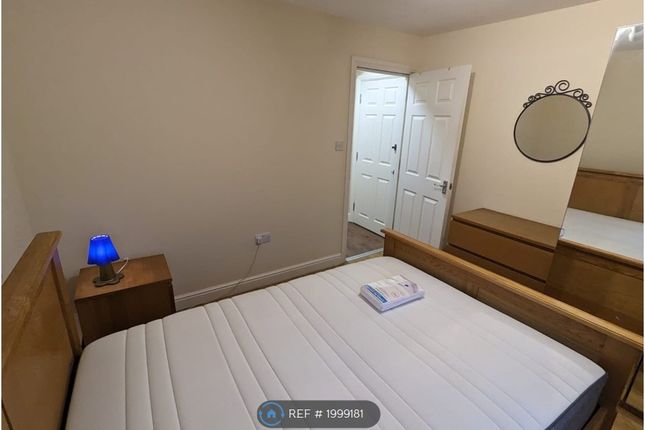 Thumbnail Flat to rent in Sunnyhill Road, London