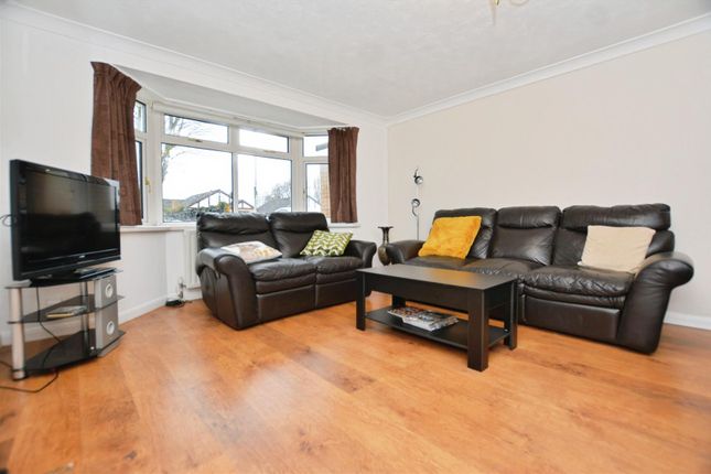 22, Charles Lovell Way, Scunthorpe photo 3