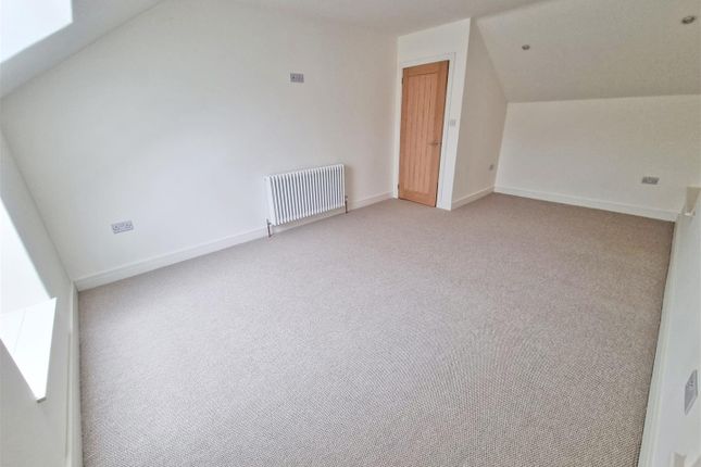 Bedroom 3.1.Jpg