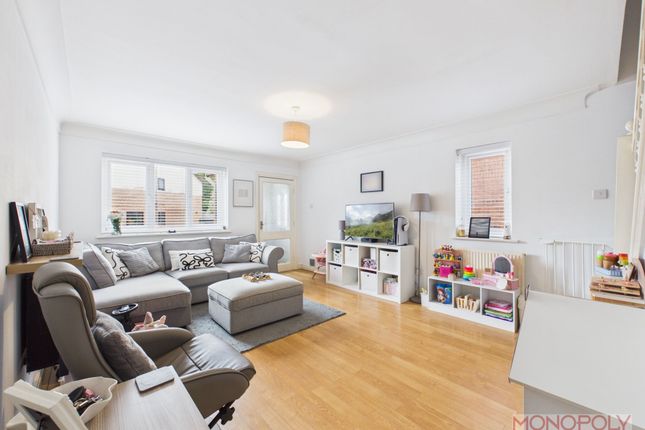 29 Halstonwood Close, Wrexham photo 4