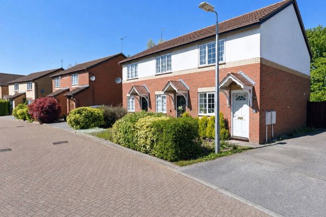 21, Kippell Hill, Olney photo 2