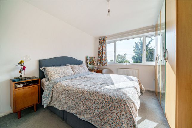 58, Wrights Way, Winchester photo 4