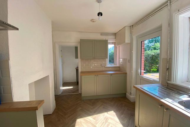 2, Cottage Homes, Hassocks photo 2