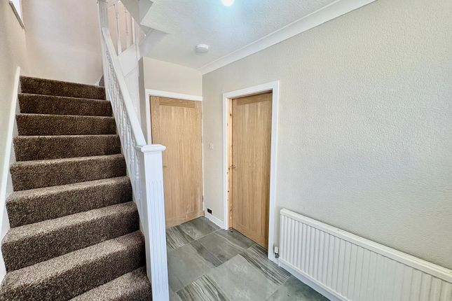 54, Nottingham photo 2