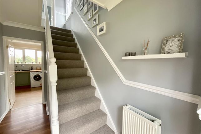 12, Nantygro, Llanelli photo 3