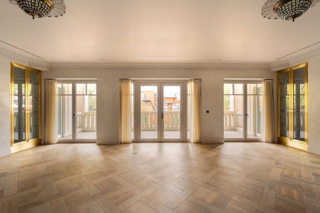 5-bed flat on Apartment 9,, 3a Palace Green, Kensington, £41,167/mo