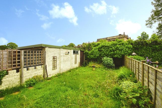 35, Kingshill Park, Gloucestershire photo 4