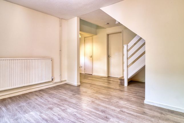 13, Southwick Court, Milton Keynes photo 4