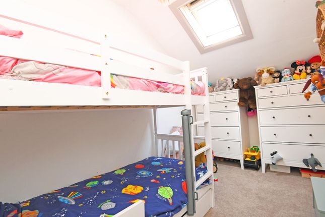 Flat 5, 19 Harlow Moor Drive, Harrogate photo 2