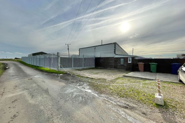 Studio house on Roots Bungalow Garages, Euximoor Drove, Wisbech, £250,000