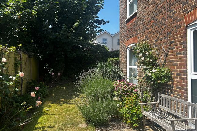 Flat 16, Westfield Court,, Norfolk Road, West Sussex photo 2