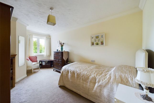 Flat for sale in Heathville Road, Gloucester, Gloucestershire