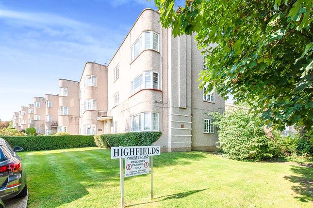 Thumbnail Flat for sale in Highfields, Sutton Common Road, Sutton