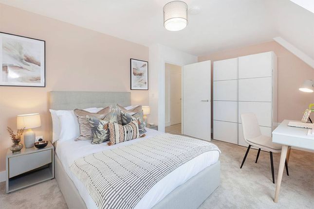 Thumbnail Flat for sale in London Square Watford, Watford