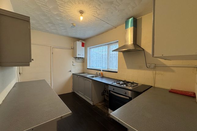 14 Rugby Street, Wolverhampton photo 4