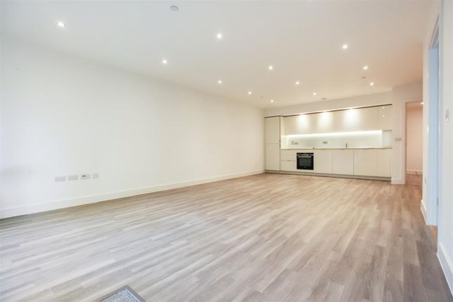 4, Achill Close, London photo 2