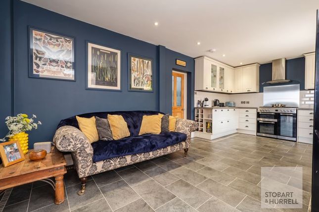 Kitchen Snug
