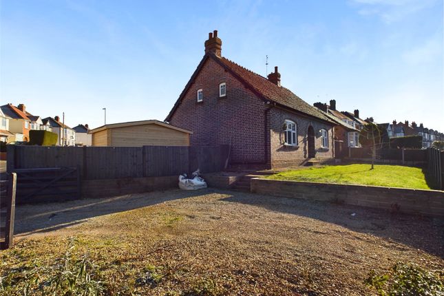 Bungalow for sale in Astwood Road, Worcester, Worcestershire