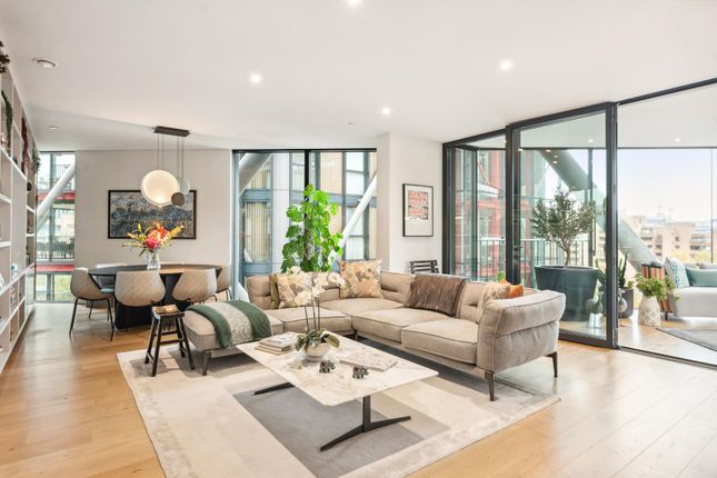 Flat to rent in Neo Bankside, Holland Street